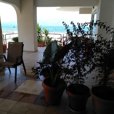Apartment Mare E Monti2 *