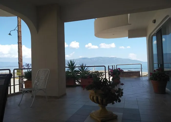 Mare E Monti2 公寓 *