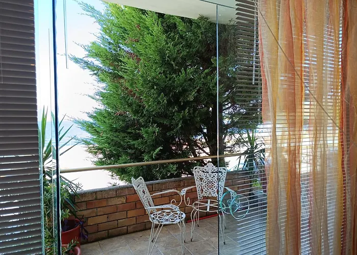 Mare E Monti2 公寓 *